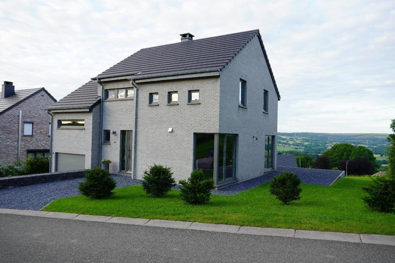 Lierneux "Petite Perle En Haute Ardenne" Avec Vue Sur La Vallee, Cabine Infra-Rouge Et Bain Balneo מראה חיצוני תמונה