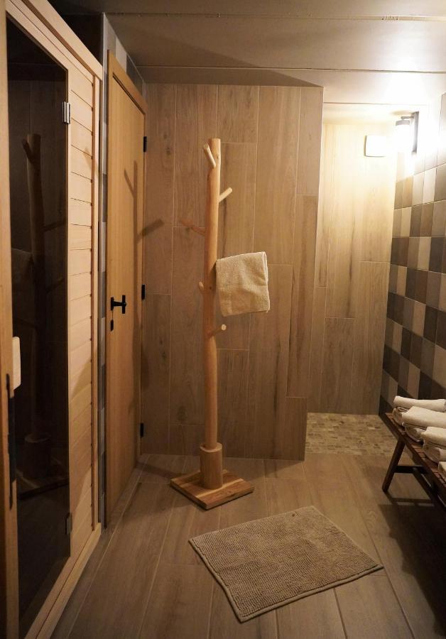 Lierneux "Petite Perle En Haute Ardenne" Avec Vue Sur La Vallee, Cabine Infra-Rouge Et Bain Balneo מראה חיצוני תמונה