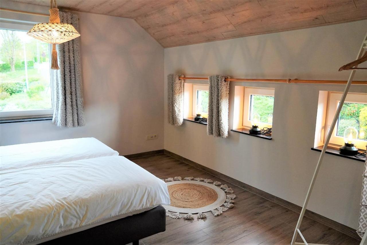 Lierneux "Petite Perle En Haute Ardenne" Avec Vue Sur La Vallee, Cabine Infra-Rouge Et Bain Balneo מראה חיצוני תמונה